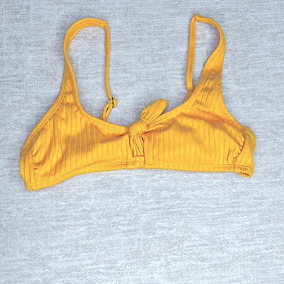 Colorful bikini - Picture 4 of 5